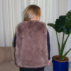 19 Vue dos gilet fourrure taupe