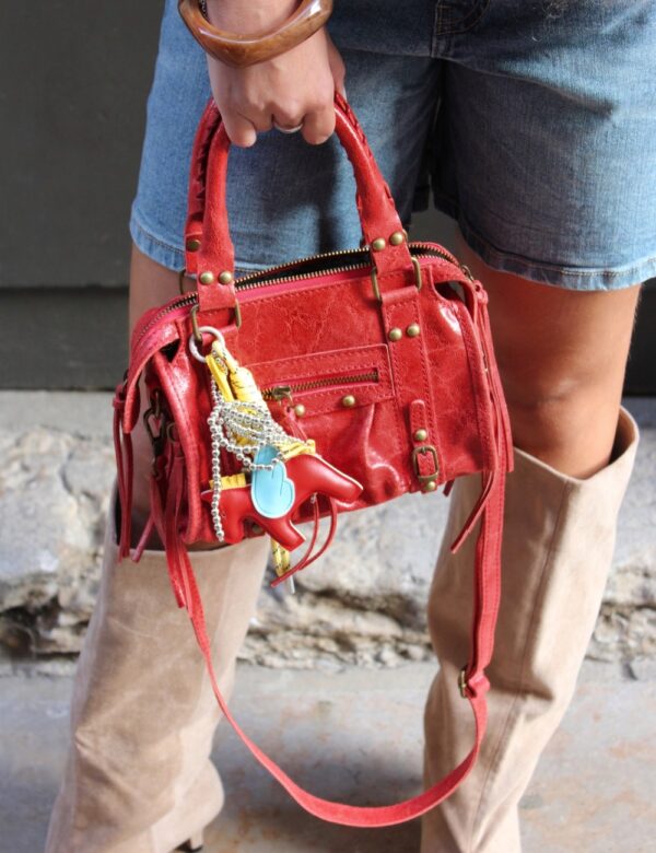 IMG_5638 Détail cuir italien et finitions sac rouge