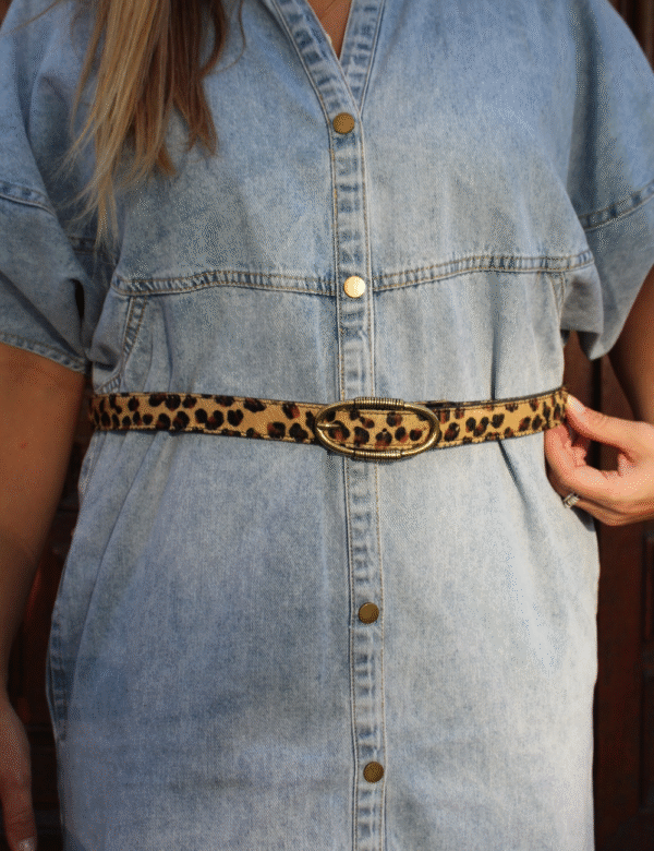 Ceinture motif léopard cuir véritable boucle dorée Ambre